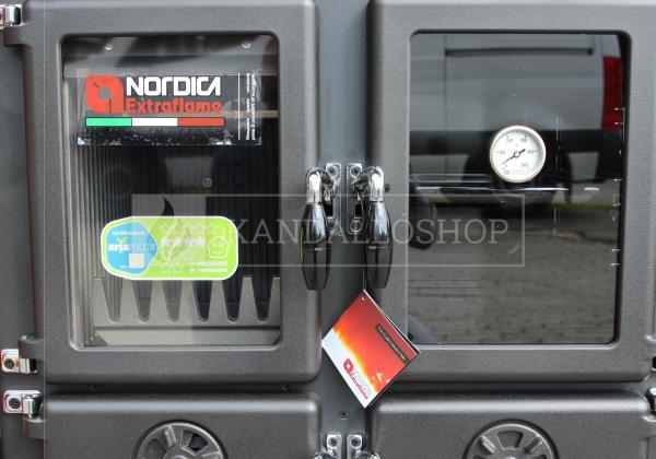 La Nordica Rosetta Maiolica öntvény sparhelt kerámia burkolattal kandalloshop